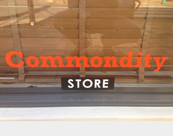 commondity storeカッティングシート貼